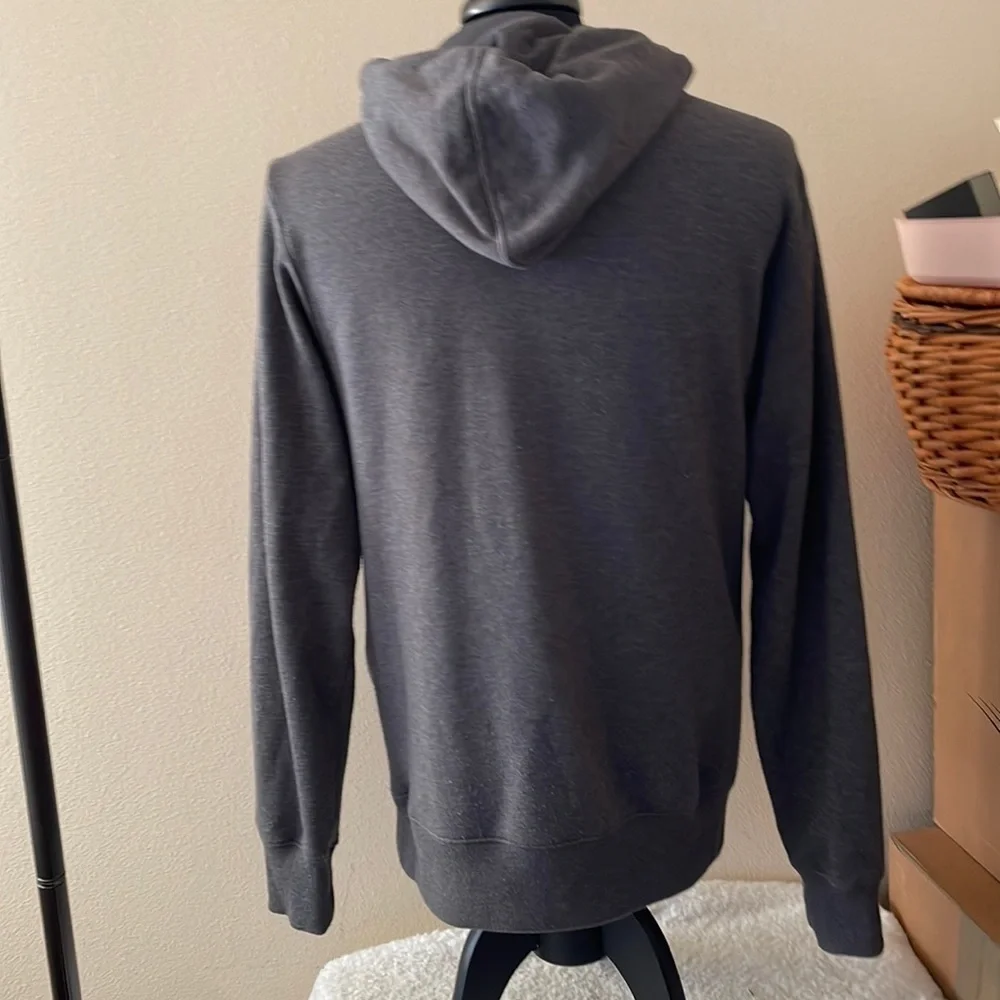 THE North Face Hoodie Size Medium